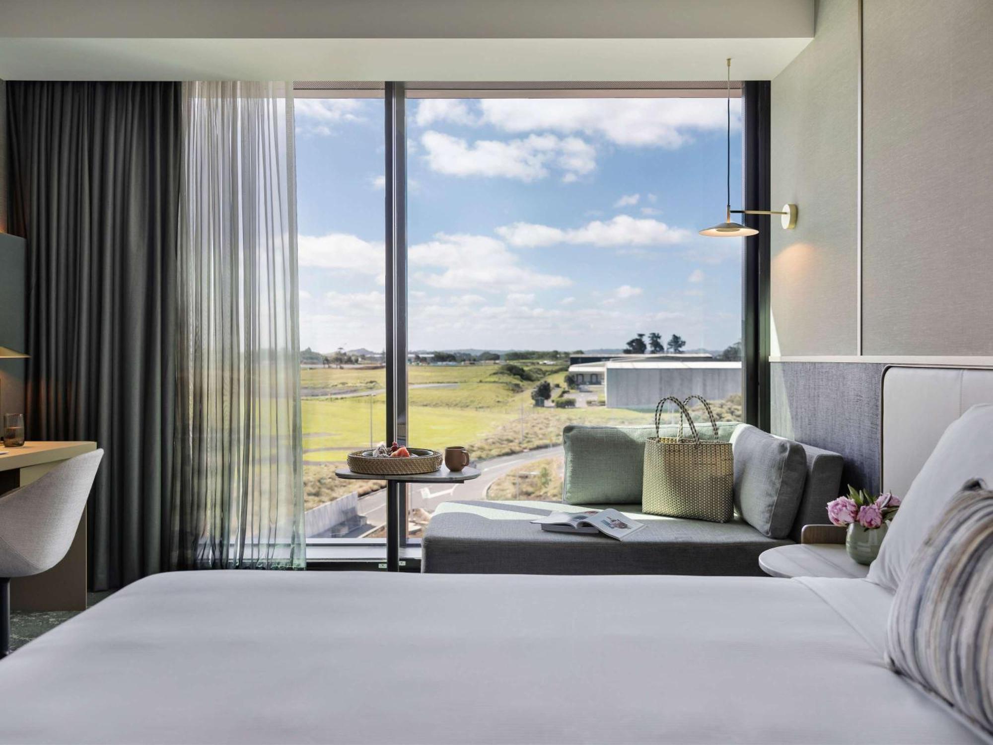 Hotel Pullman Auckland Airport Exterior foto A room at the hotel