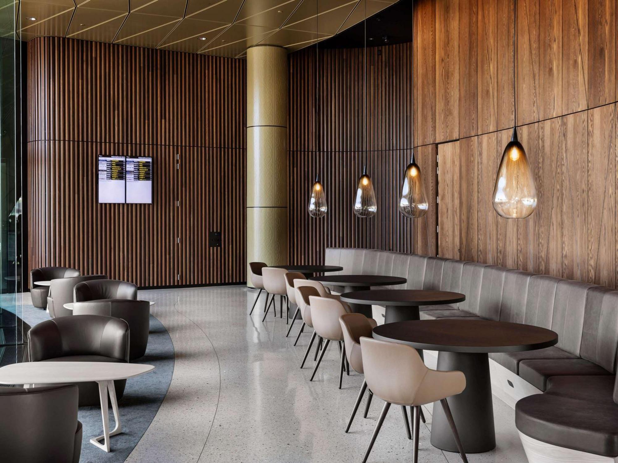 Hotel Pullman Auckland Airport Exterior foto The lounge at London Heathrow Airport