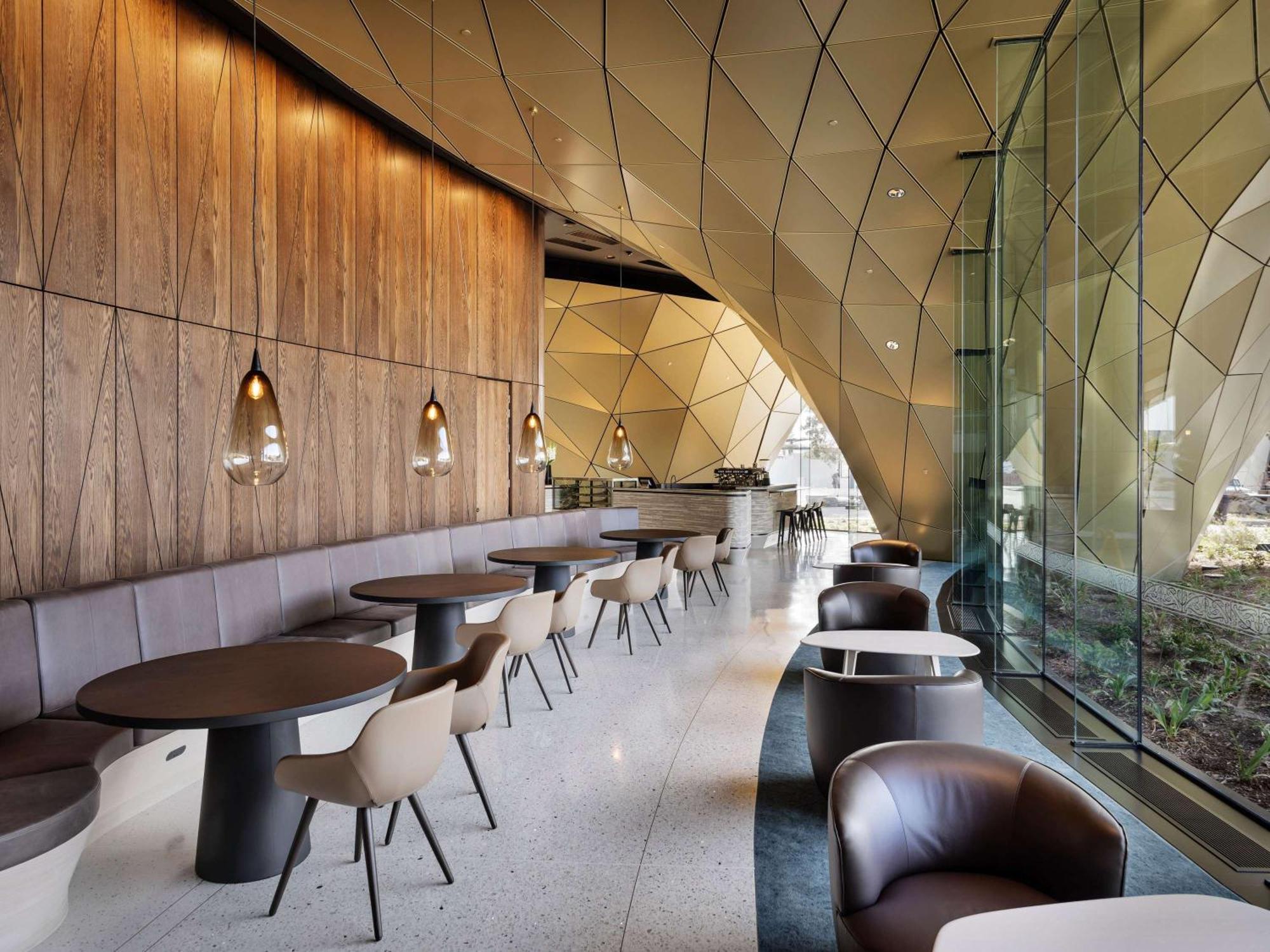 Hotel Pullman Auckland Airport Exterior foto The interior of the lounge